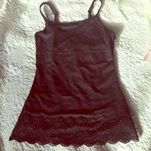 Blk flexees camisole by maidenform